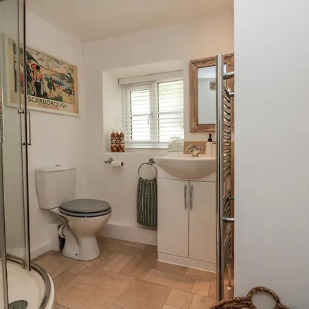 Honeysuckle Oswaldkirk